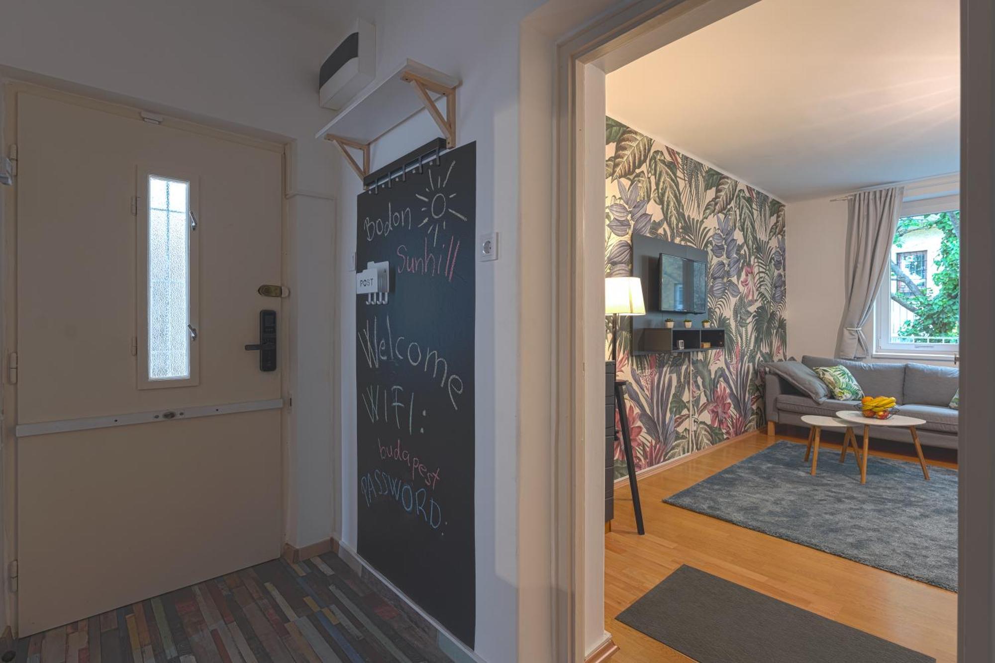 Peaceful Apartment Near Buda Castle And Chain Bridge Budapeste Exterior foto